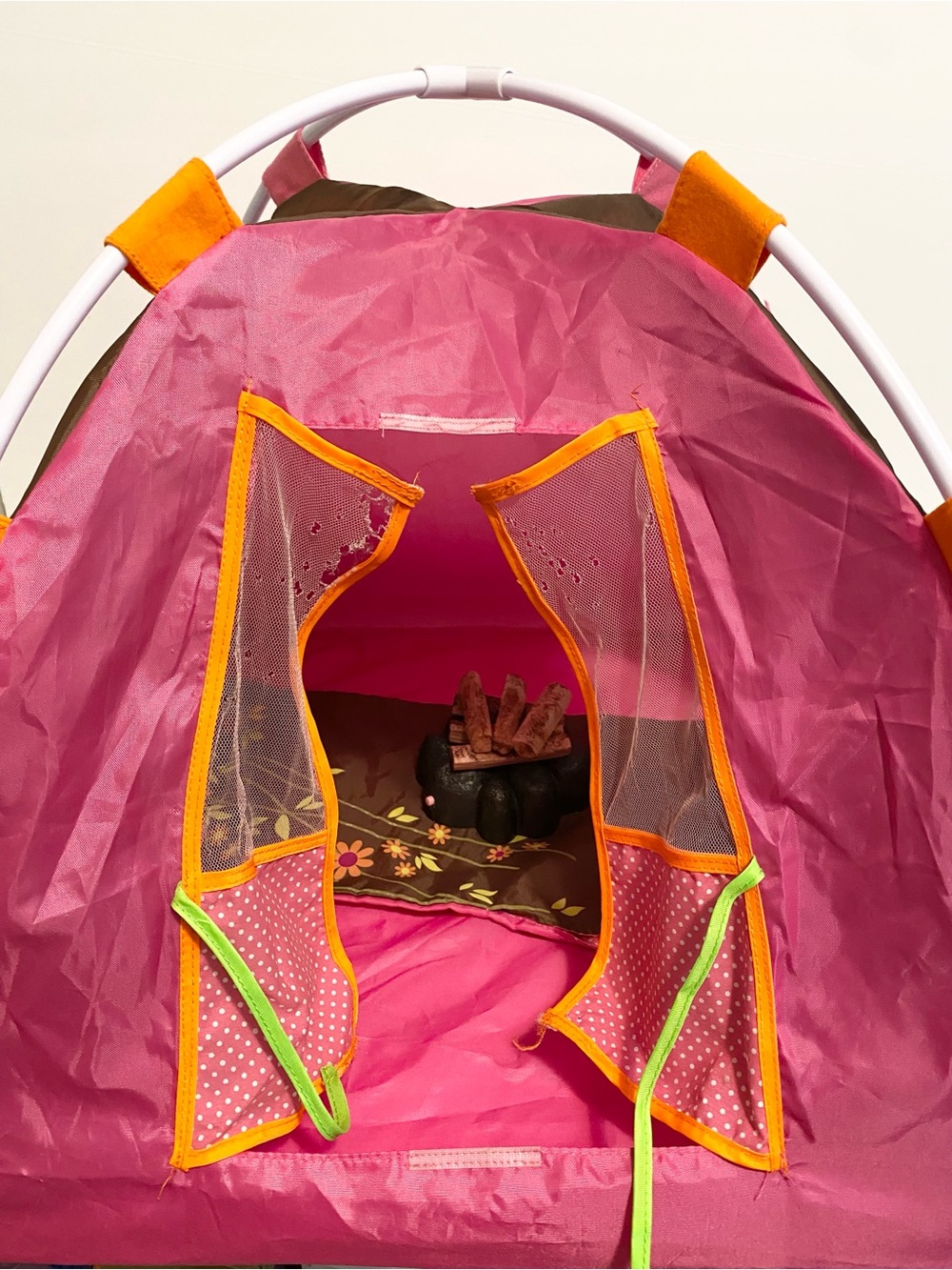 Our Generation 18” Doll Tent w Sleeping Bag and Campfire Camping Set Lot Toy